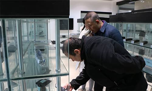 Iran Customers Visit Our Factory-2